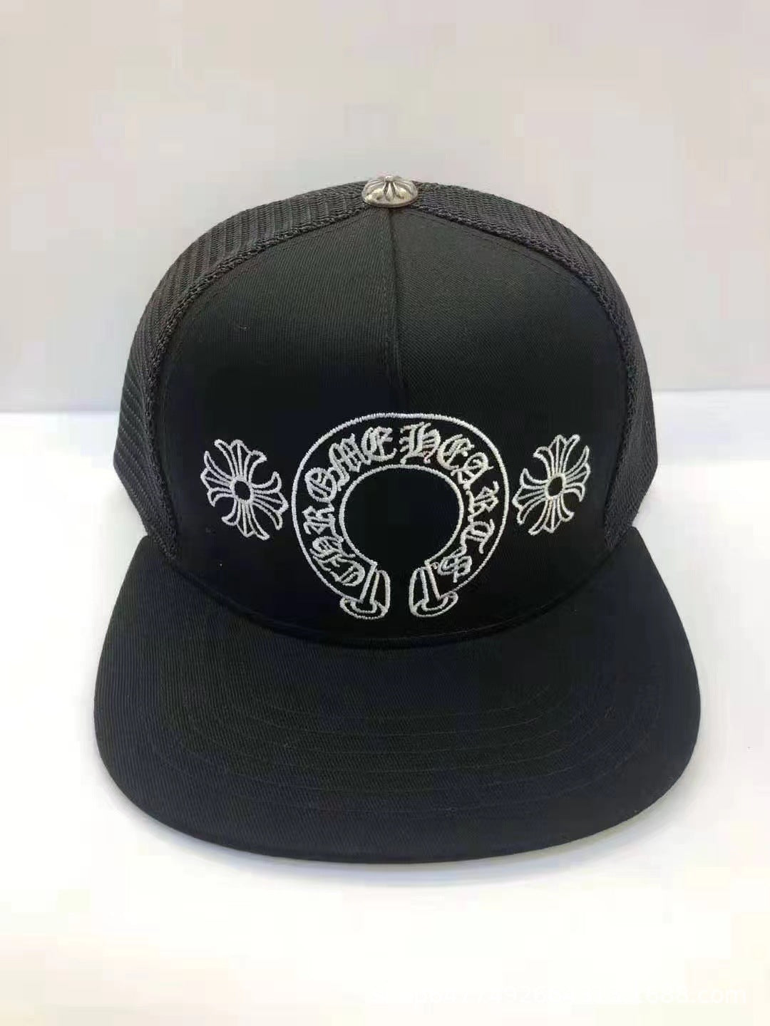 cap chrome hearts
